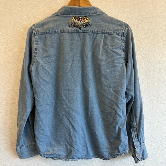 Harriton embroidered jean wash flannel Size medium - Picture 4 of 6